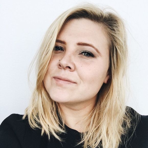 Meet your Posher, Babs - Picture 1 of 1